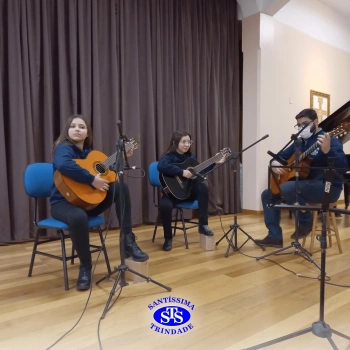 O palco foi todo dos nossos talentosos alunos