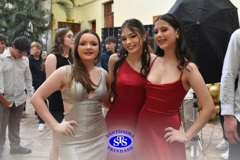 Formatura do 9º ano celebra a passagem para o Ensino Médio