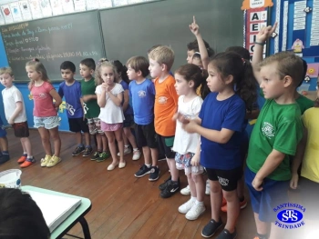 Nível B em visita ao 1º ano 