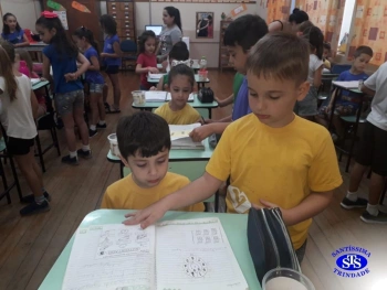 Nível B em visita ao 1º ano 