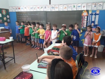Nível B em visita ao 1º ano 