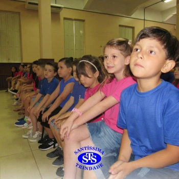 Celebração de Conclusão da Educação Infantil e Envio para o 1º ano do Ensino Fundamental.