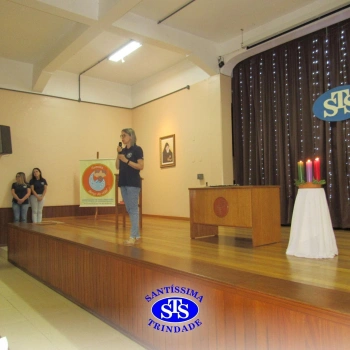 Celebração de Conclusão da Educação Infantil e Envio para o 1º ano do Ensino Fundamental.