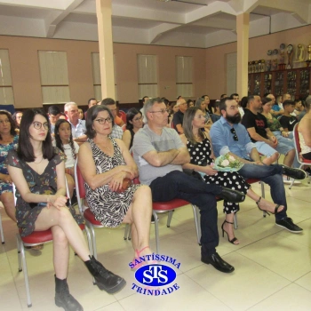Celebração de Conclusão da Educação Infantil e Envio para o 1º ano do Ensino Fundamental.