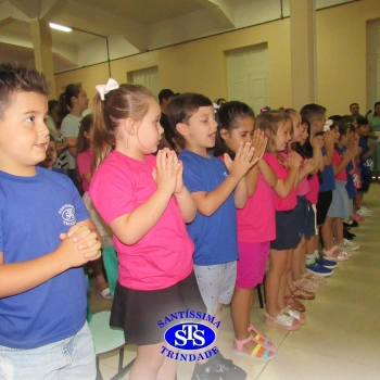 Celebração de Conclusão da Educação Infantil e Envio para o 1º ano do Ensino Fundamental.