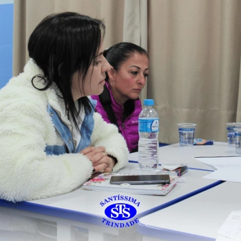 Encontro de formação com profissionais do Colégio