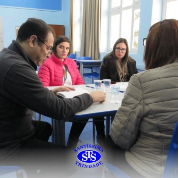 Encontro de formação com profissionais do Colégio
