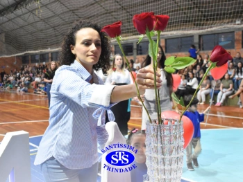 Homenagem às Mães da Educação Infantil