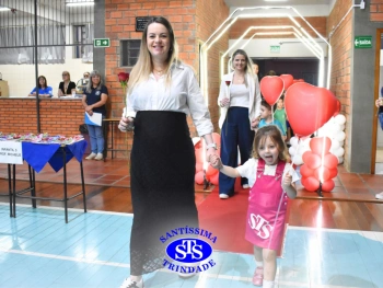 Homenagem às Mães da Educação Infantil