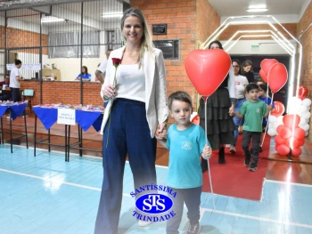 Homenagem às Mães da Educação Infantil