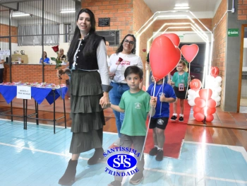 Homenagem às Mães da Educação Infantil