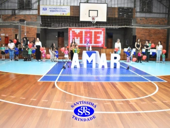 Homenagem às Mães da Educação Infantil