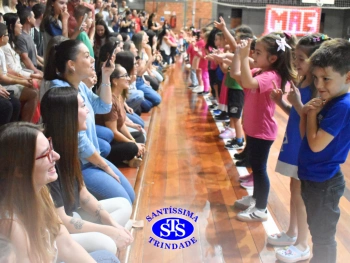 Homenagem às Mães da Educação Infantil