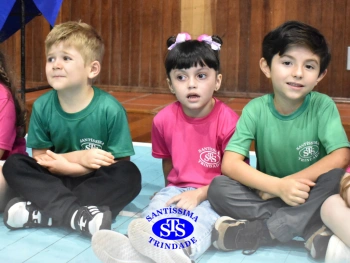 Homenagem às Mães da Educação Infantil