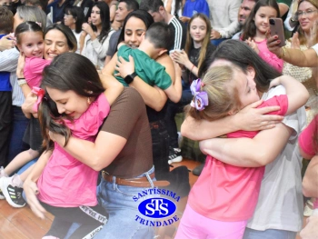 Homenagem às Mães da Educação Infantil