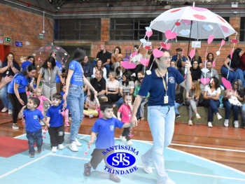 Homenagem às Mães da Educação Infantil