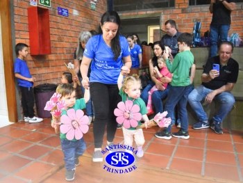 Homenagem às Mães da Educação Infantil