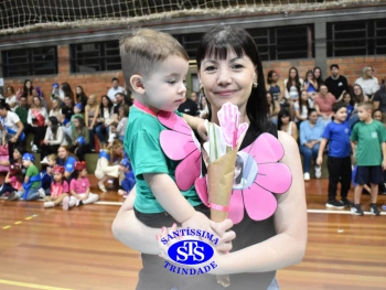 Homenagem às Mães da Educação Infantil