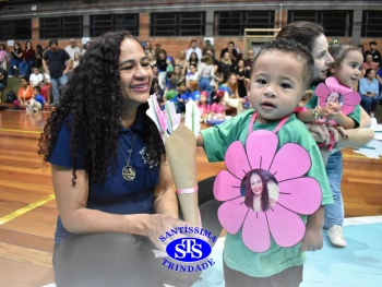 Homenagem às Mães da Educação Infantil