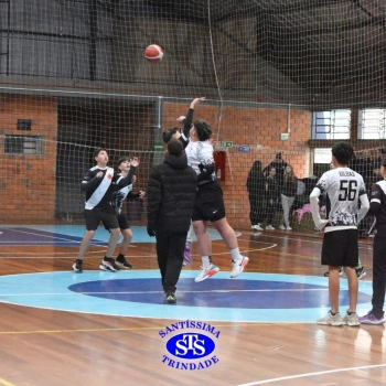 Turmas de 8º e 9º ano vivem com empolgação os Jogos Franciscanos Interséries