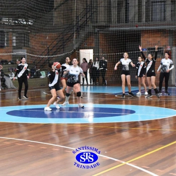 Turmas de 8º e 9º ano vivem com empolgação os Jogos Franciscanos Interséries