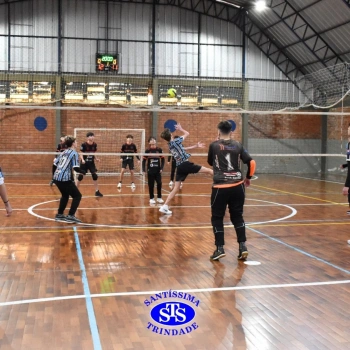 Turmas de 8º e 9º ano vivem com empolgação os Jogos Franciscanos Interséries