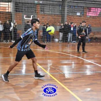 Turmas de 8º e 9º ano vivem com empolgação os Jogos Franciscanos Interséries