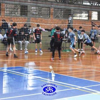 Turmas de 8º e 9º ano vivem com empolgação os Jogos Franciscanos Interséries