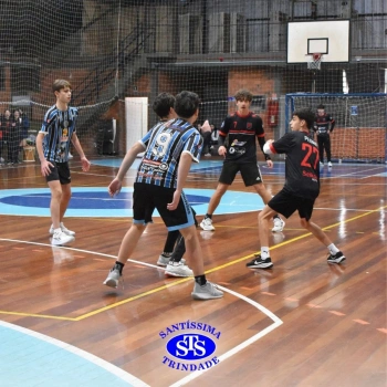 Turmas de 8º e 9º ano vivem com empolgação os Jogos Franciscanos Interséries