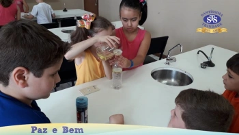 2º ano - Laboratório de Ciências
