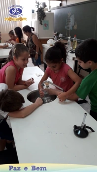 2º ano - Laboratório de Ciências