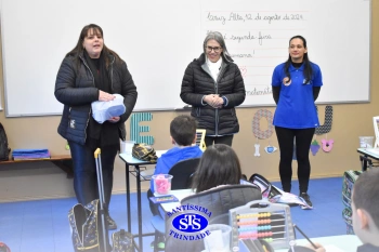Colégio e APM presenteiam os alunos pelo Dia do Estudante