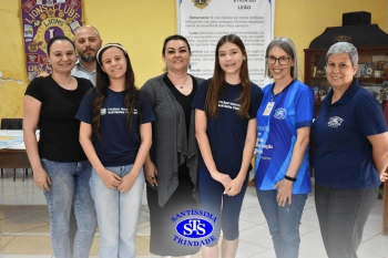 Aluna conquista 1º lugar na etapa distrital do concurso promovido pelo Lions Clube