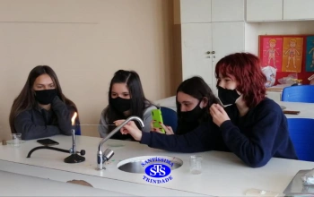9º ano | Aula prática de Química