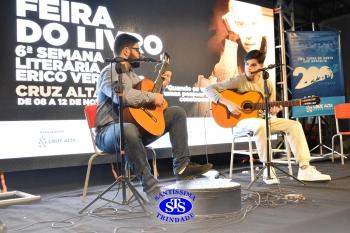Confira registros da participação do Colégio na 26º Feira do Livro
