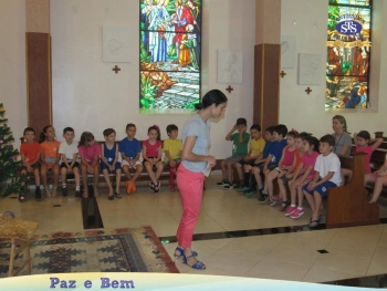 1º ano 2 e 4 - Celebração de Natal 