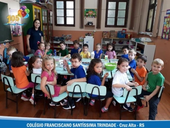 Educação Infantil - 105 anos STS