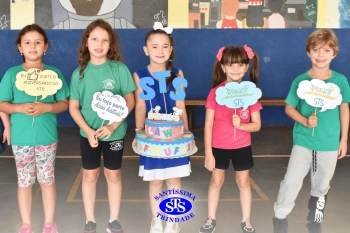 Alunos do 1º ano comemoram os 110 anos do Colégio