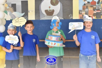 Alunos do 1º ano comemoram os 110 anos do Colégio