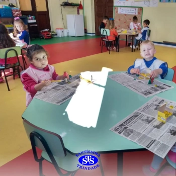 Infantil 3 aprende os valores de vida de Madre Madalena