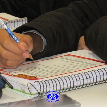 Colégio e Universidade unidos para promover novas aprendizagens