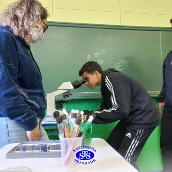 Colégio e Universidade unidos para promover novas aprendizagens