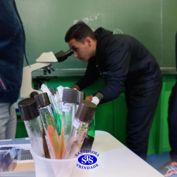 Colégio e Universidade unidos para promover novas aprendizagens