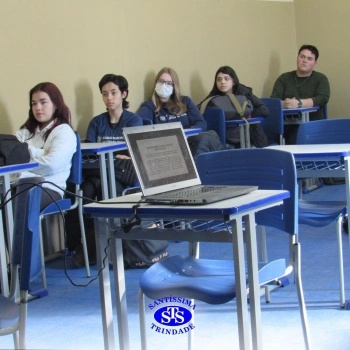 Colégio e Universidade unidos para promover novas aprendizagens