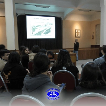 Roda de Chimarrão com o historiador Rossano Cavalari | Ensino Médio 