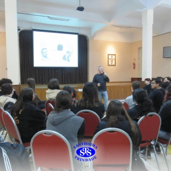 Roda de Chimarrão com o historiador Rossano Cavalari | Ensino Médio 