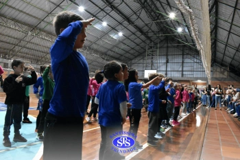 Homenagens aos pais dos alunos do Infantil 5 e do 1º ano