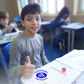 Estudo dos polígonos de forma lúdica | 5º ano
