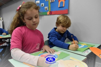 Alunos confeccionam boneco alusivo à Independência do Brasil | Inf. 5