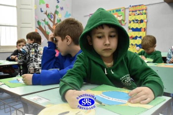 Alunos confeccionam boneco alusivo à Independência do Brasil | Inf. 5